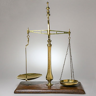 BRASS BANKER'S SCALE