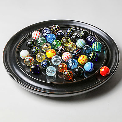 VENETIAN GLASS MARBLE SOLITAIRE