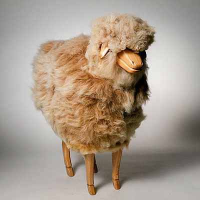 MEDIUM BEIGE SHEEP