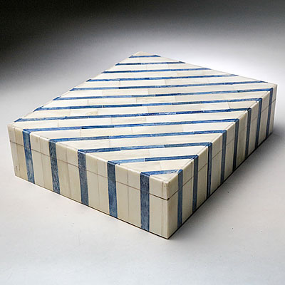 BLUE AND WHITE BONE BOX LARGE