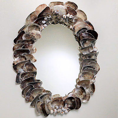 OVAL OYSTER SHELL MIRROR