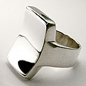 SILVER BAND RING